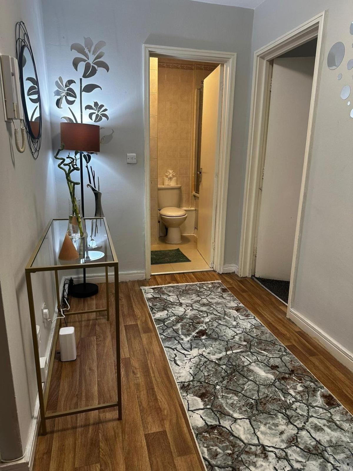 Cosy Private Two Bedroom Apartament In Kensinghton Can Fit Up To 8 Guests Λονδίνο Εξωτερικό φωτογραφία
